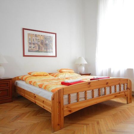 Blue Rose Apartment Budapeşte Dış mekan fotoğraf
